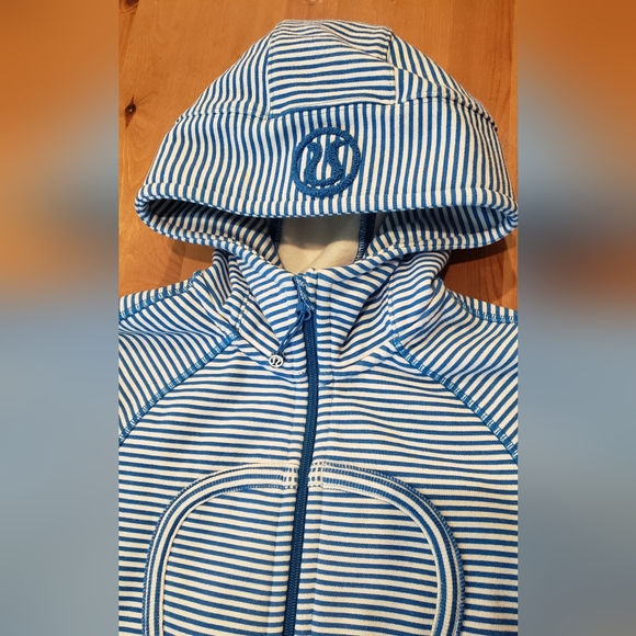 Lululemon Scuba Zip Front Jacket Hoodie - Picture 9 of 16